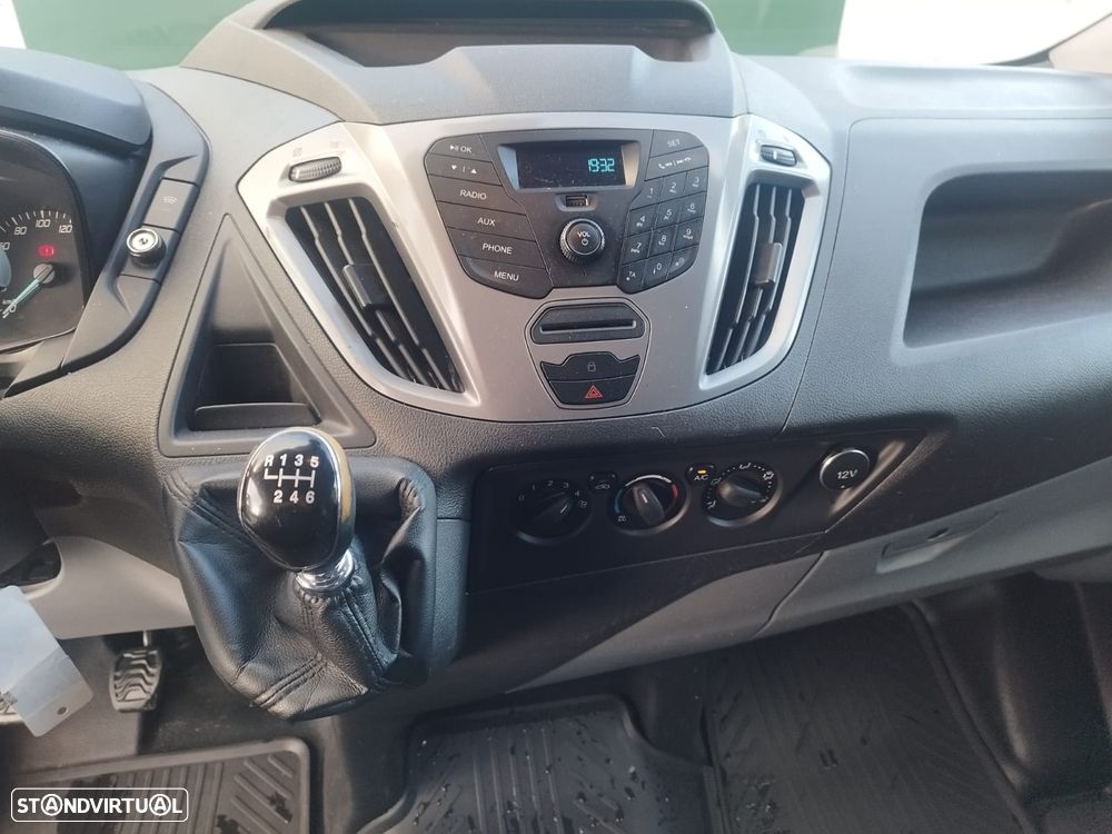 Ford Transit Custom 2.2 Tdci L2H1 Longa - 12