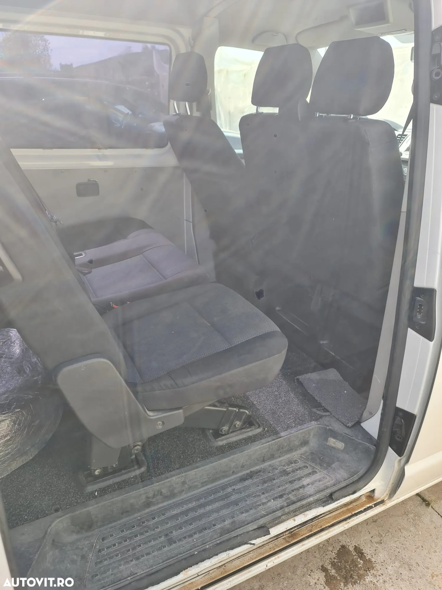 Volkswagen Transporter - 9