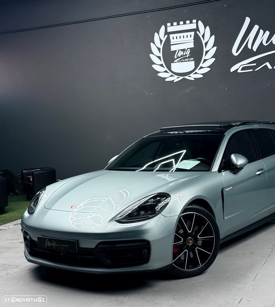 Porsche Panamera Sport Turismo 4S E-Hybrid - 3