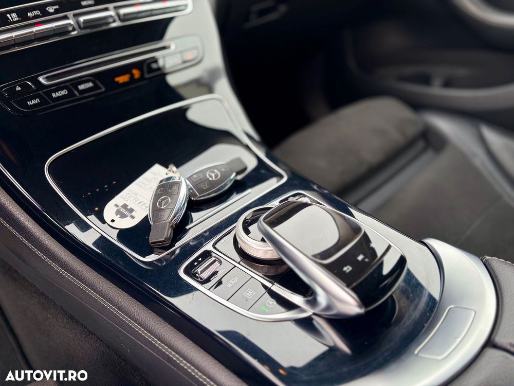 Mercedes-Benz GLC 250 d 4MATIC 9G-TRONIC AMG Line - 24