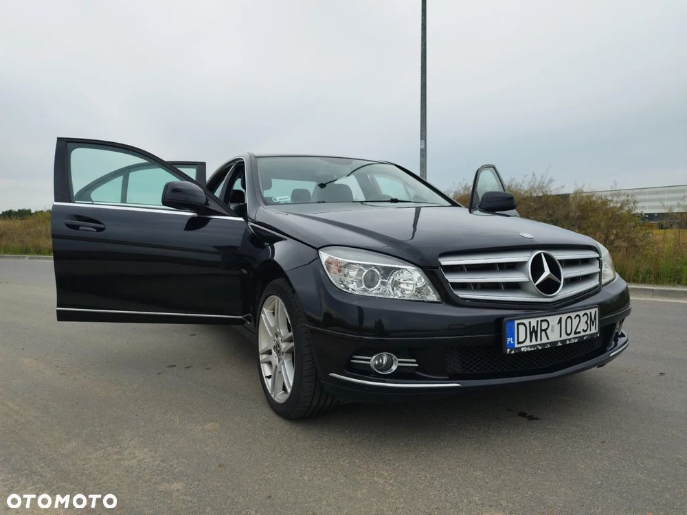 Mercedes-Benz Klasa C 320 CDI Avantgarde 4-Matic - 2