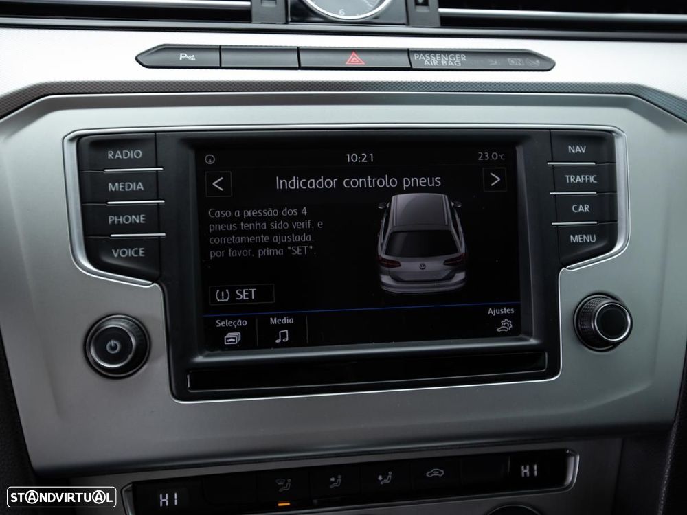 VW Passat Variant - 28