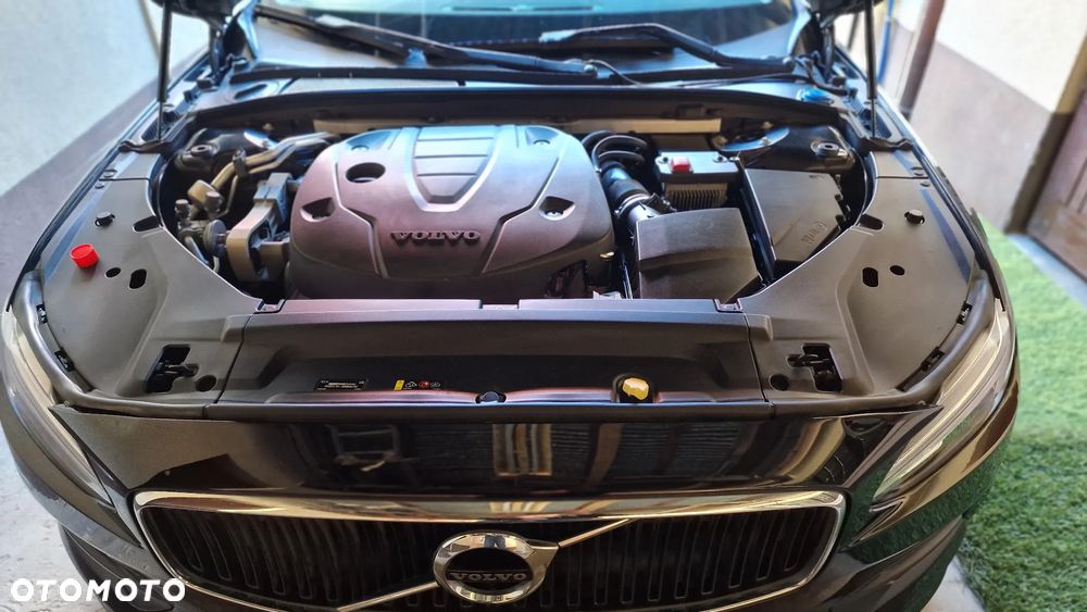 Volvo V90 D4 Momentum - 26