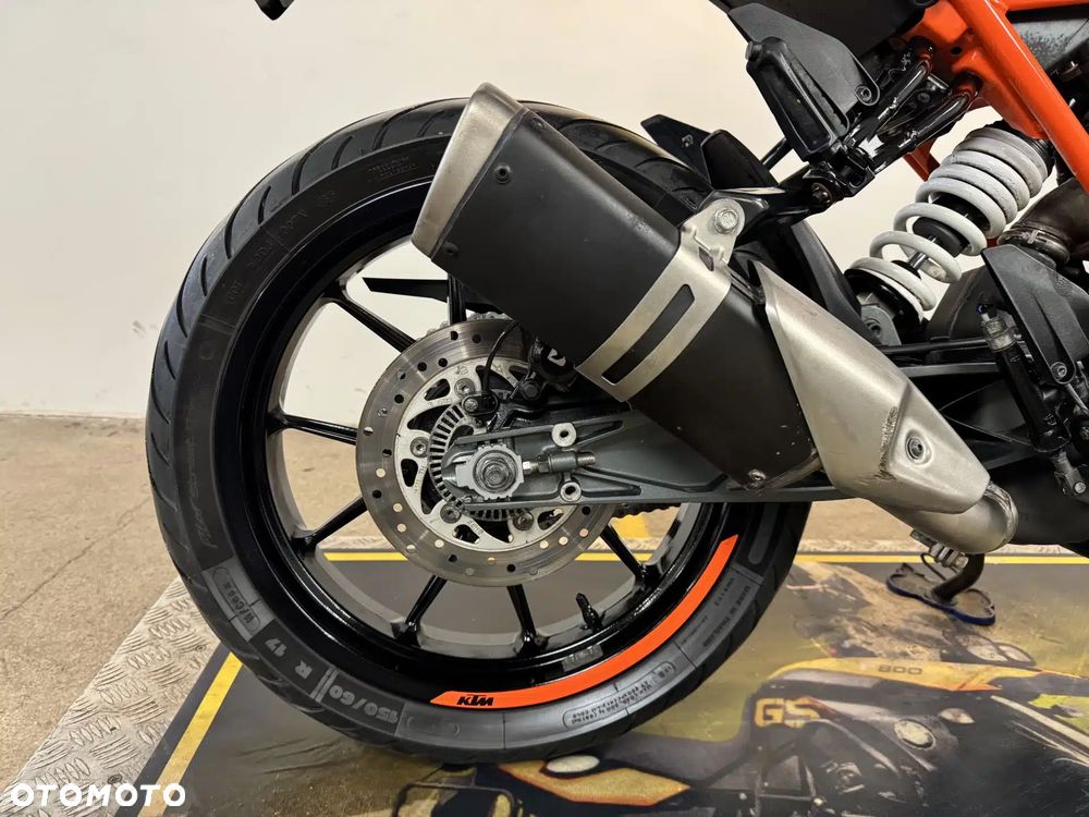 KTM Duke - 15