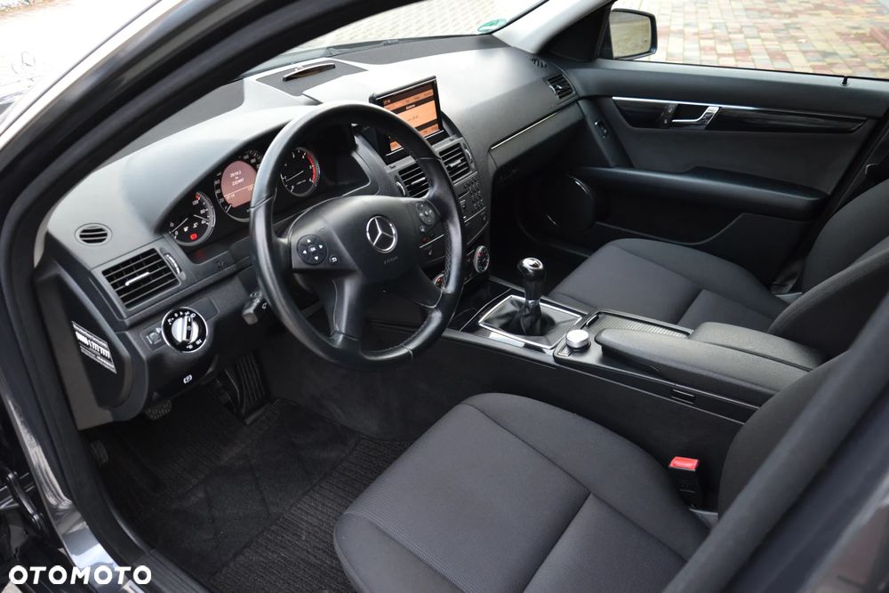 Mercedes-Benz Klasa C 200 CDI BlueEff Elegance - 16