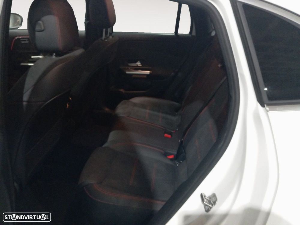 Mercedes-Benz GLA 250 e - 13