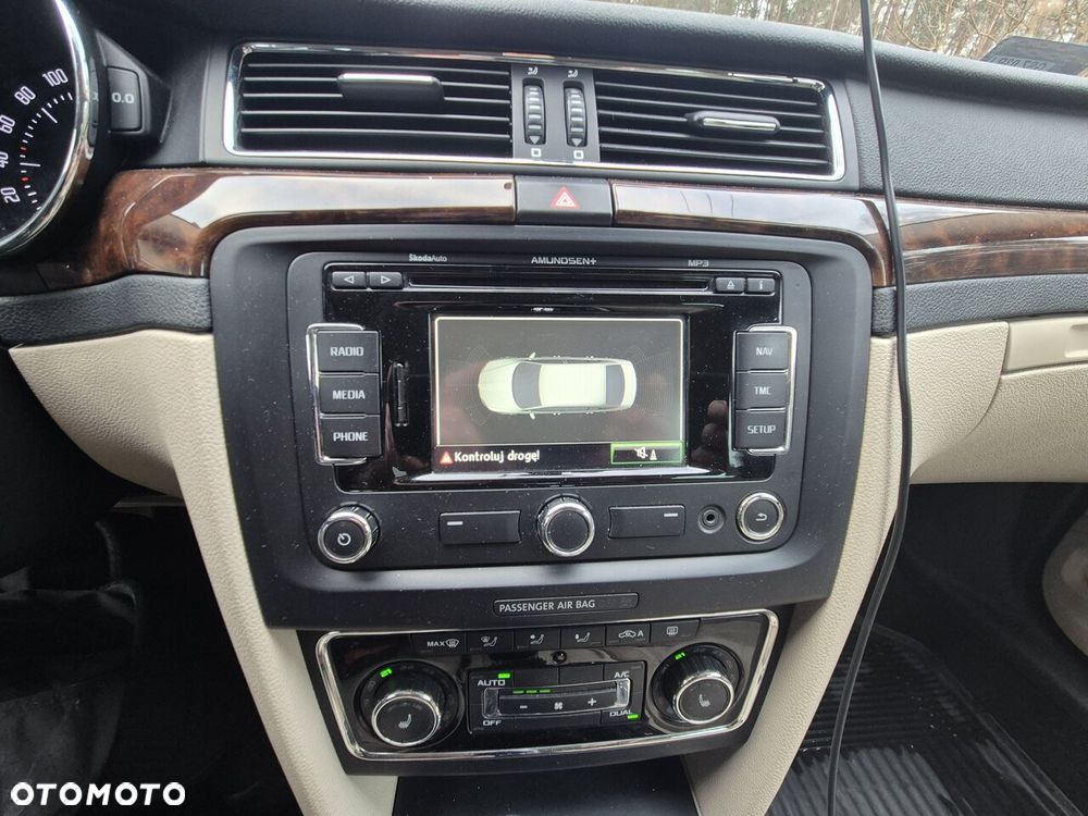 Skoda Superb 2.0 TDI Elegance - 9