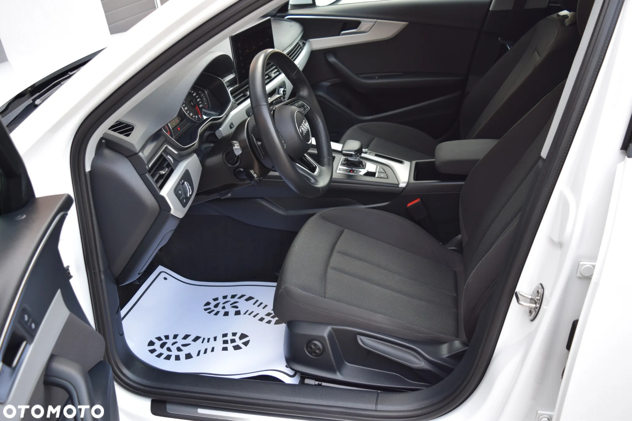 Audi A4 Avant 40 TDI quattro S tronic advanced - 19