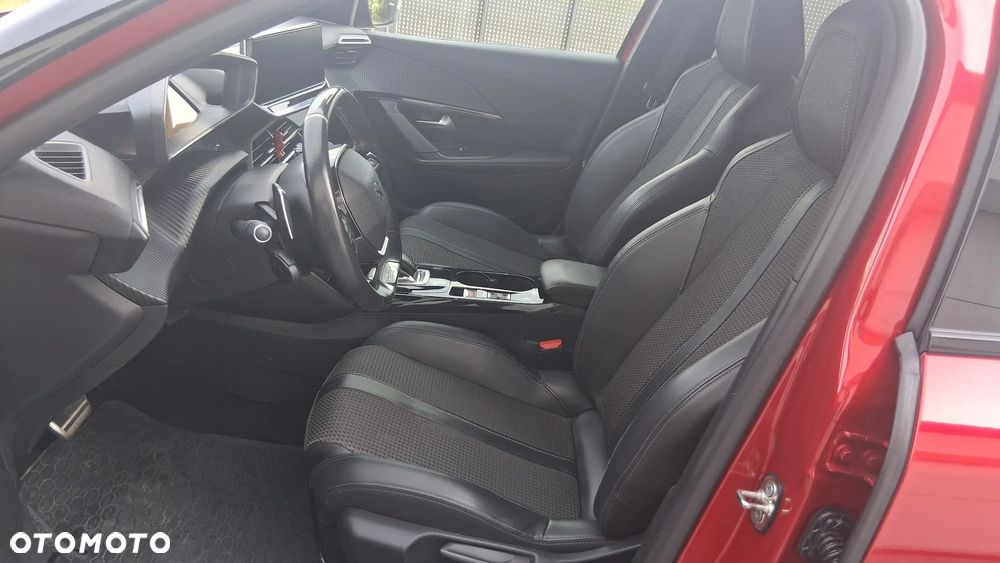 Peugeot 2008 1.5 BlueHDi GT Line S&S EAT8 - 22