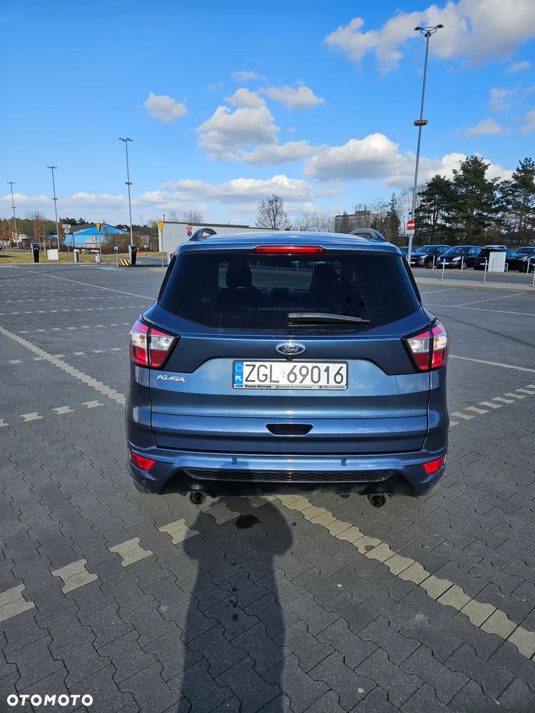 Ford Kuga - 4