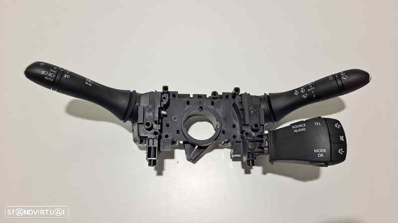 COMANDO MULTIFUNÇÕES RENAULT MEGANE IV FASTBACK 2018 -255678341R - 2