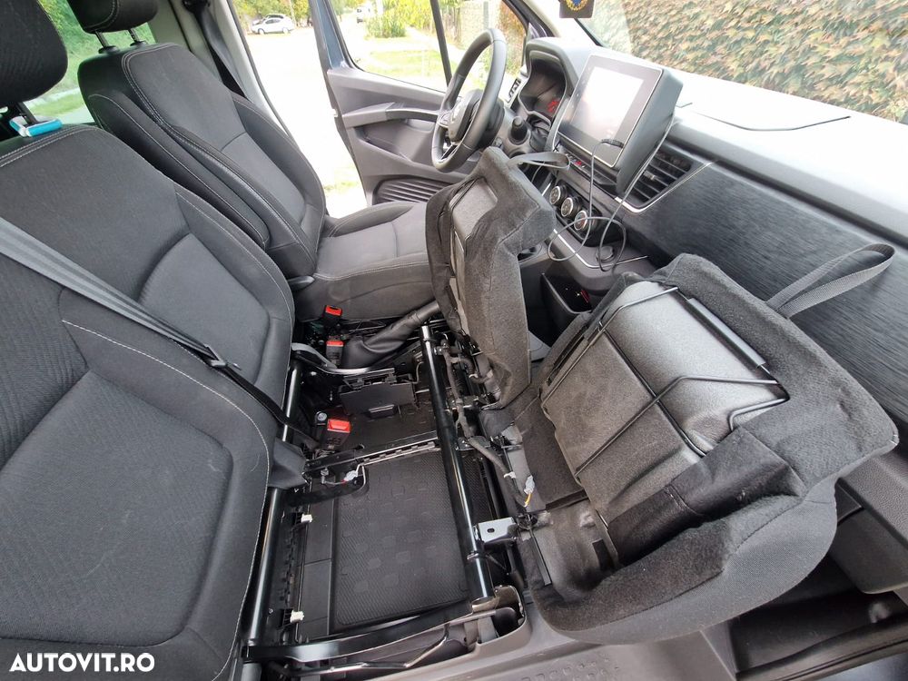 Renault Trafic 2.0 Blue dCi 150 S&S L2 8+1 Zen - 12
