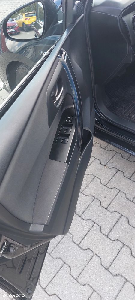 Toyota Auris 1.8 HSD Luna - 6