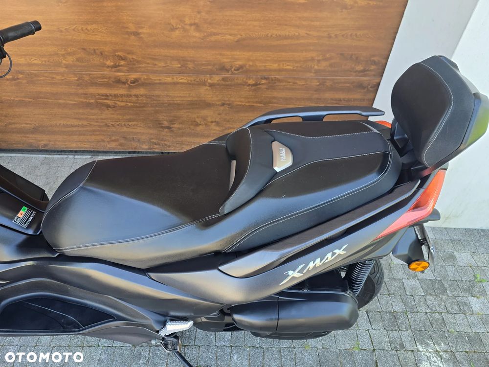 Yamaha X-max - 32