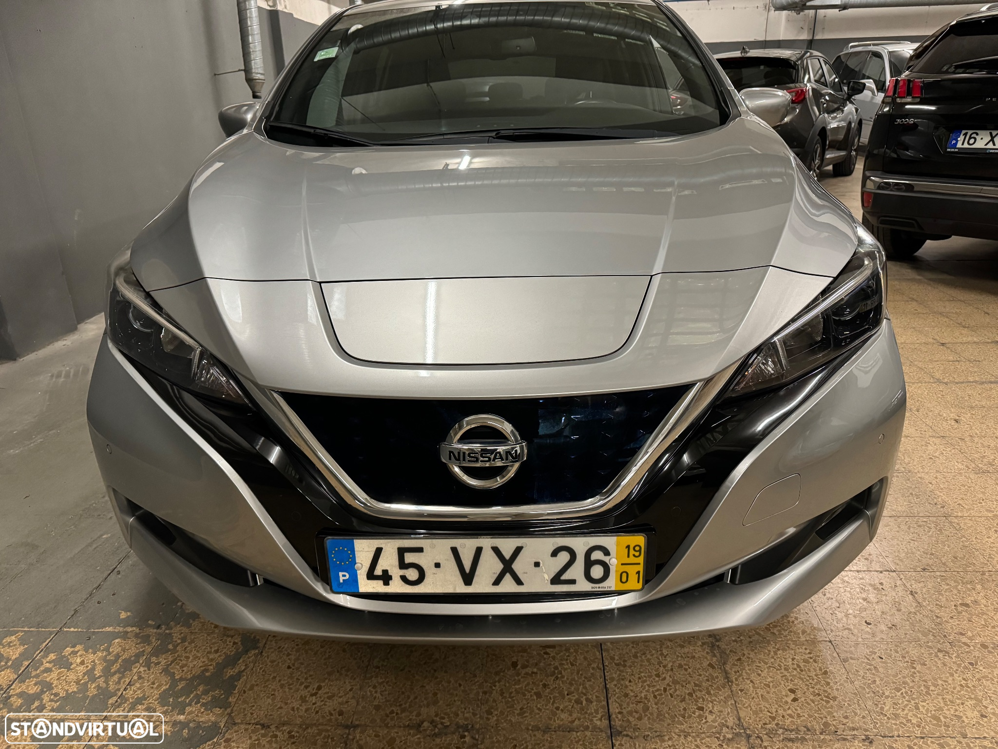 Nissan Leaf N-Connecta Two Tone - 2