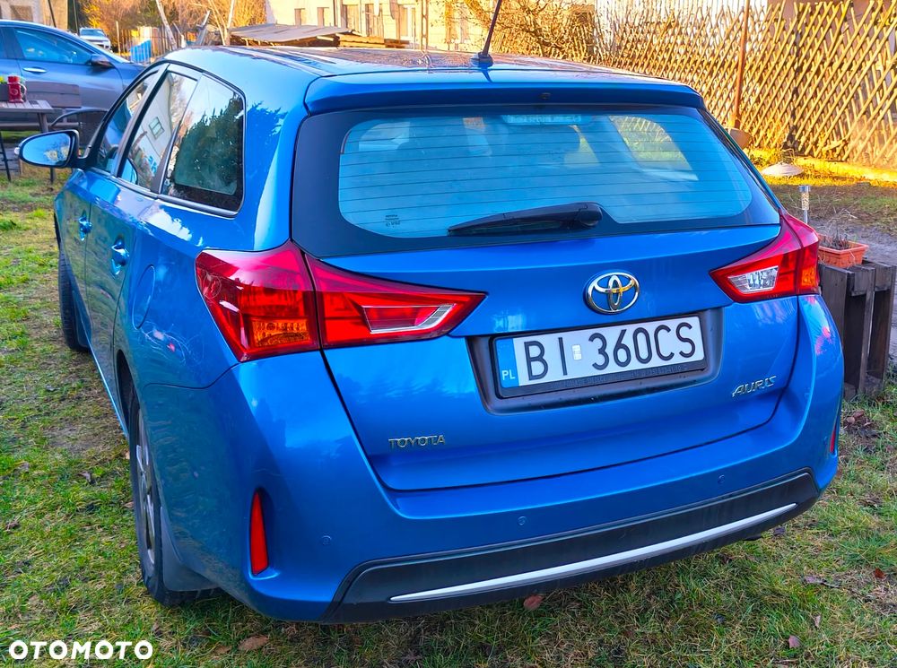 Toyota Auris 1.4 D-4D Active - 10