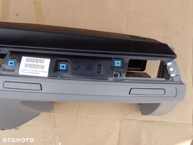 DESKA KONSOLA KOKPIT KUBKI BMW E90 E91 E92 EUROPA IGŁA - 4