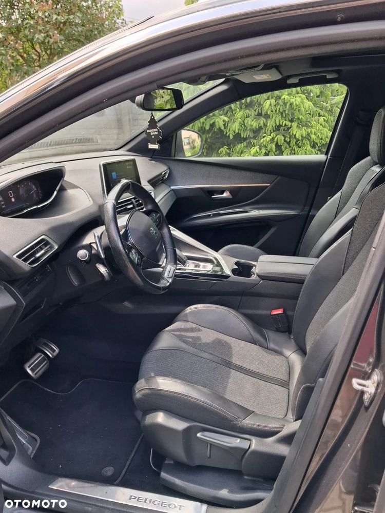 Peugeot 3008 1.6 PureTech GPF GT Line S&S EAT8 - 11