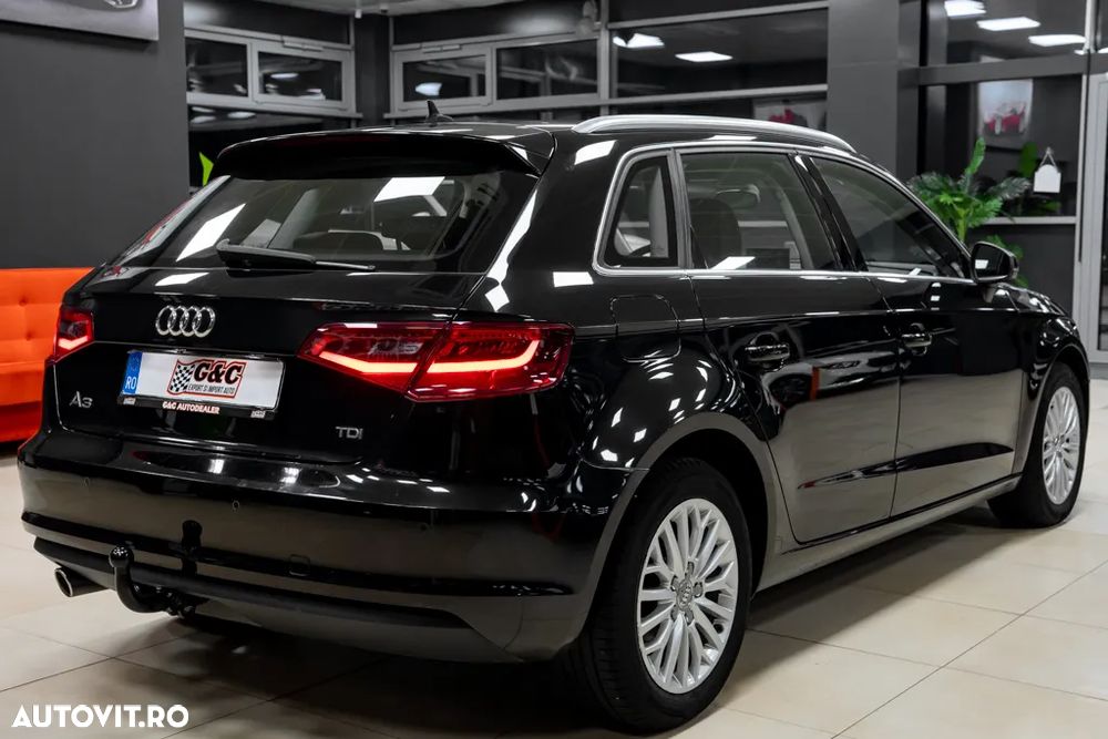 Audi A3 1.6 TDI Sportback (clean diesel) S tronic Ambition - 6