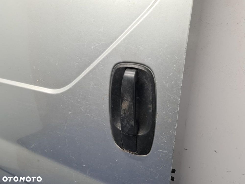 OPEL VIVARO A DRZWI BOCZNE PRZESUWNE PRAWE - 12