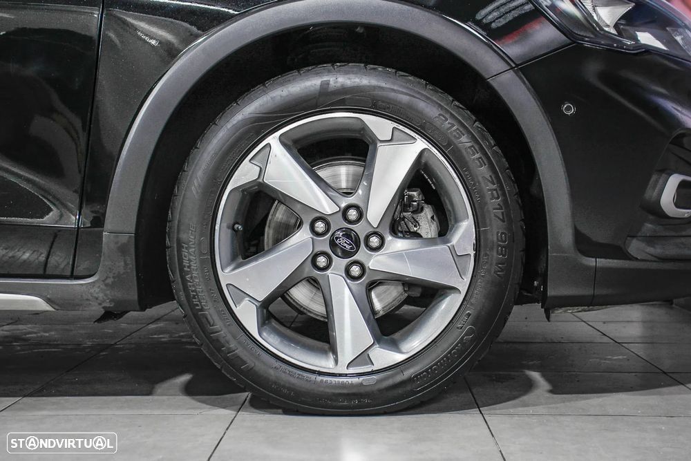 Ford Focus SW 1.5 TDCi EcoBlue Active - 13