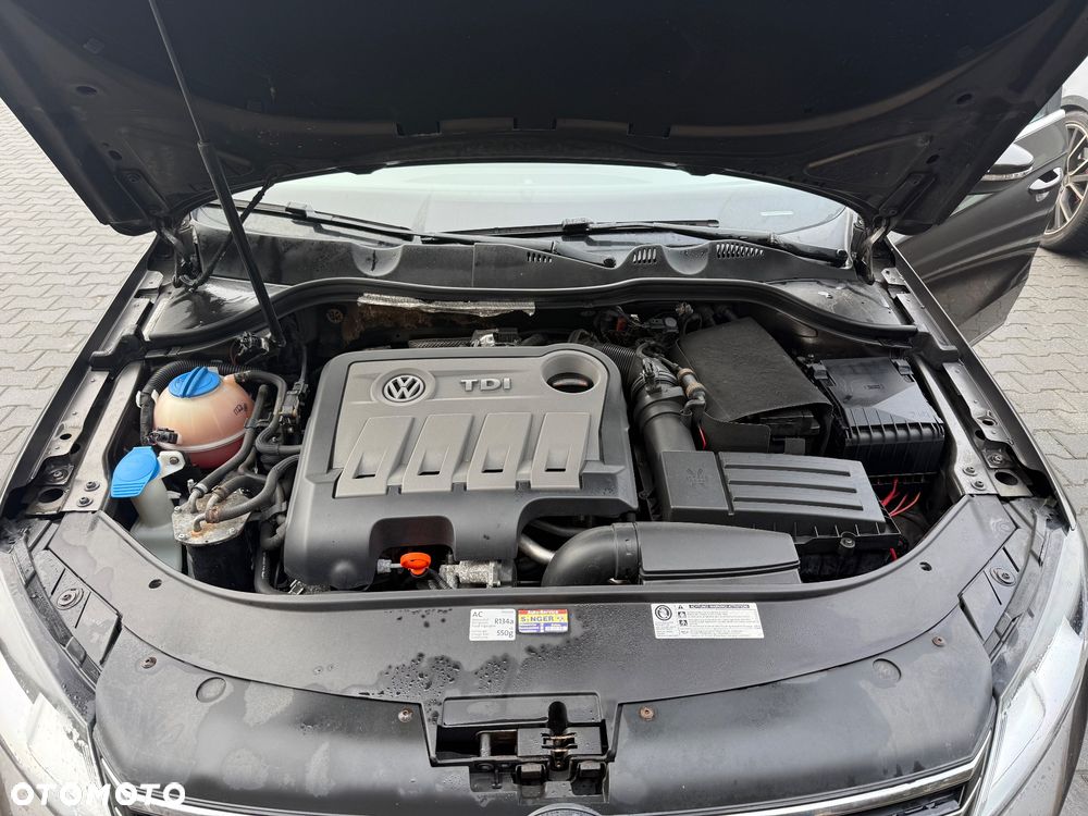 Volkswagen Passat 2.0 TDI Comfortline DSG - 30