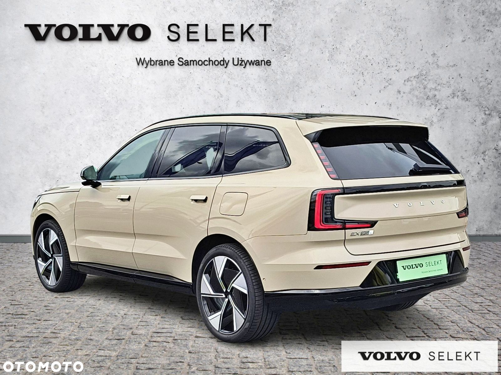 Volvo EX90 - 8