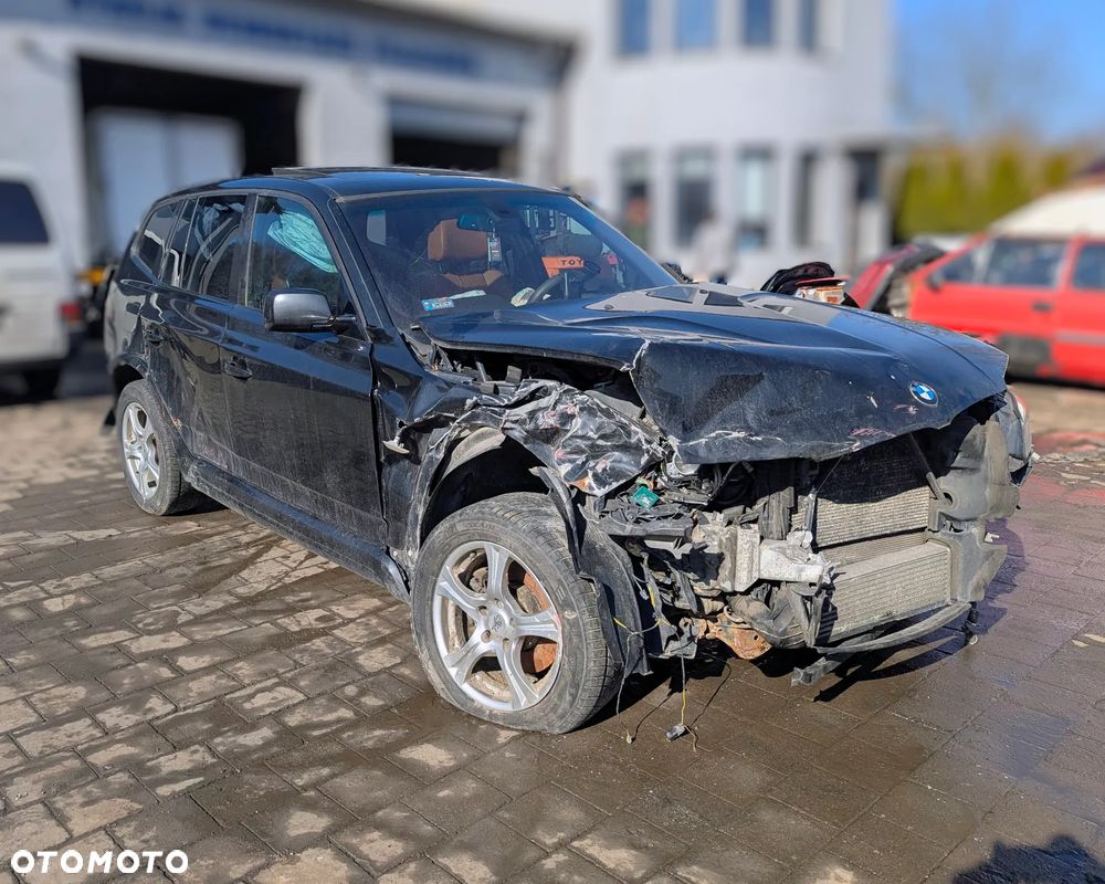 BMW X3 3.0D 2007 na części - 3