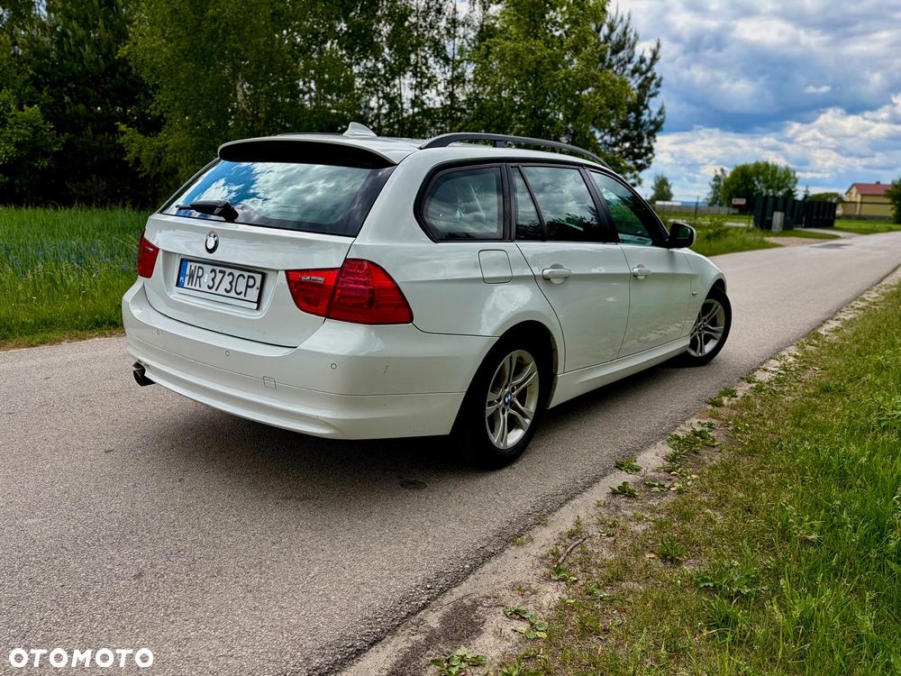 BMW Seria 3 320d - 8