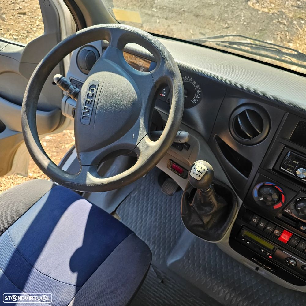 Iveco Mini Buss 21LUGARES A/C - 30