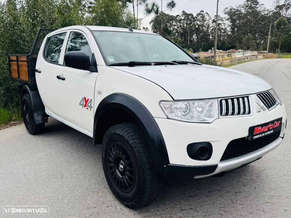 Mitsubishi L200 2.5 DI-D CD Intense AC/JLL - 6