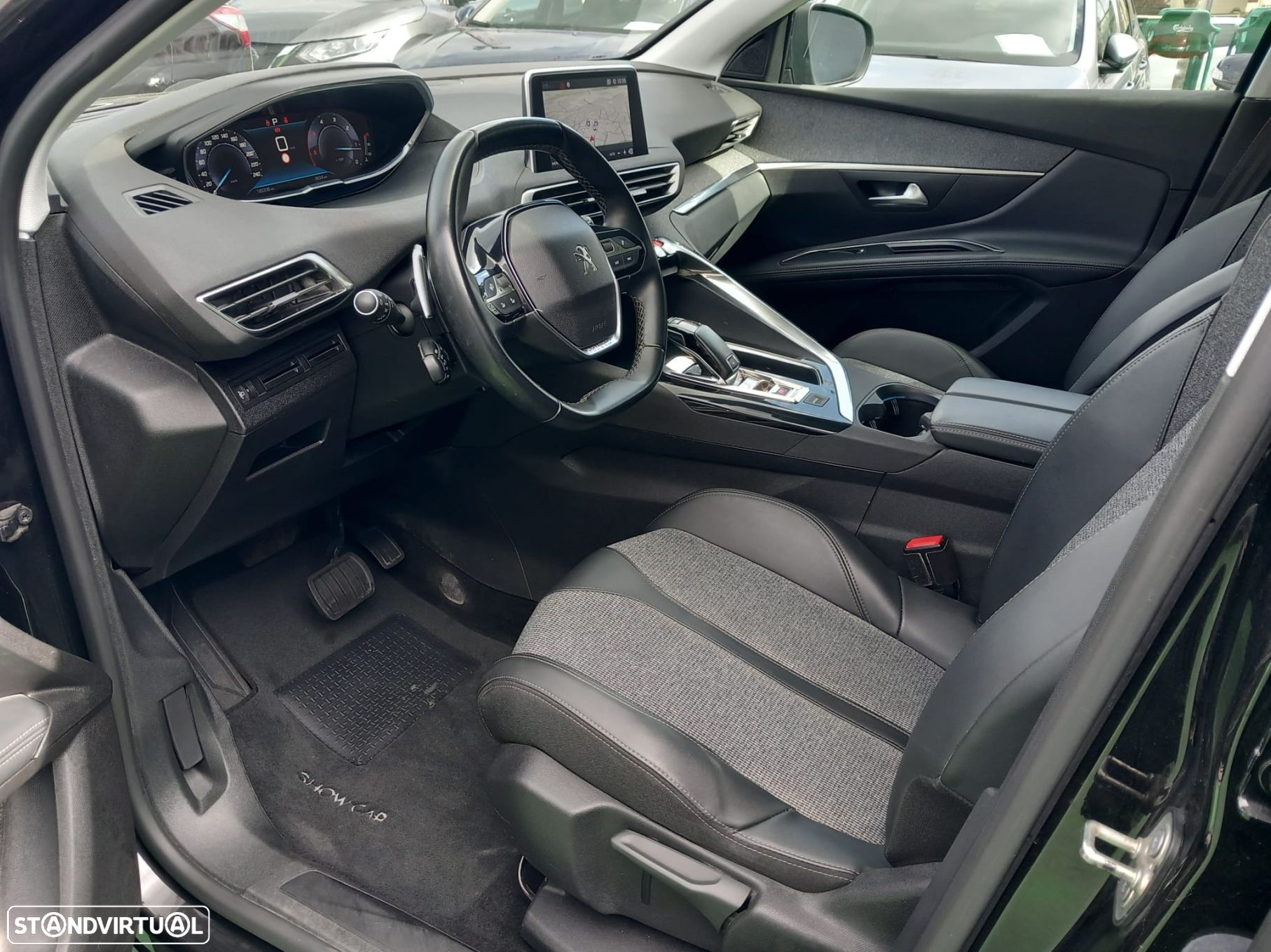 Peugeot 5008 1.5 BlueHDi Allure Pack EAT8 - 8