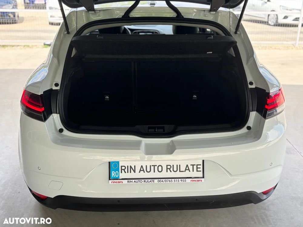 Renault Megane TCe GPF EDC Intens - 9