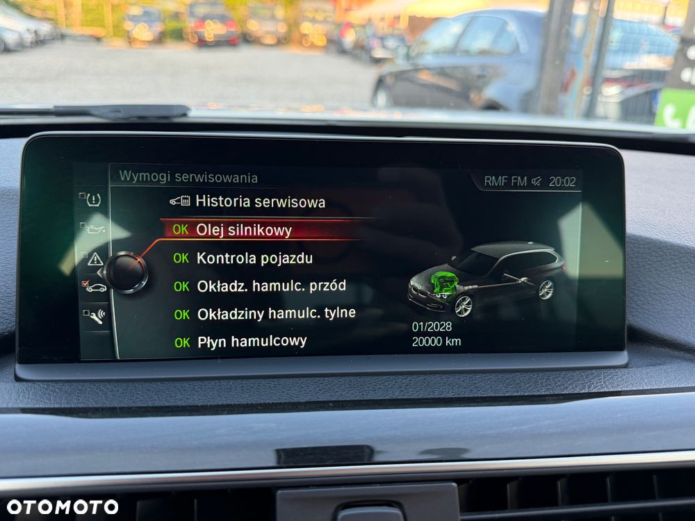 BMW Seria 3 320i Edition M Sport Shadow - 22