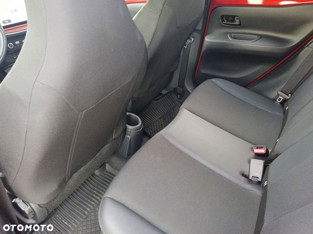 Toyota Aygo X - 10