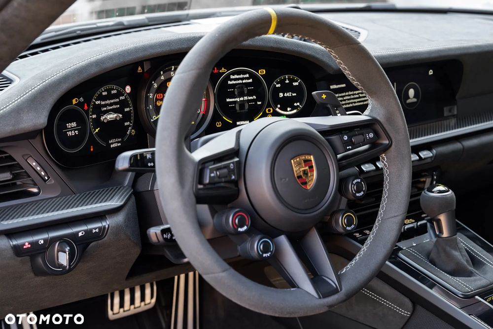 Porsche 911 GT3 RS - 12