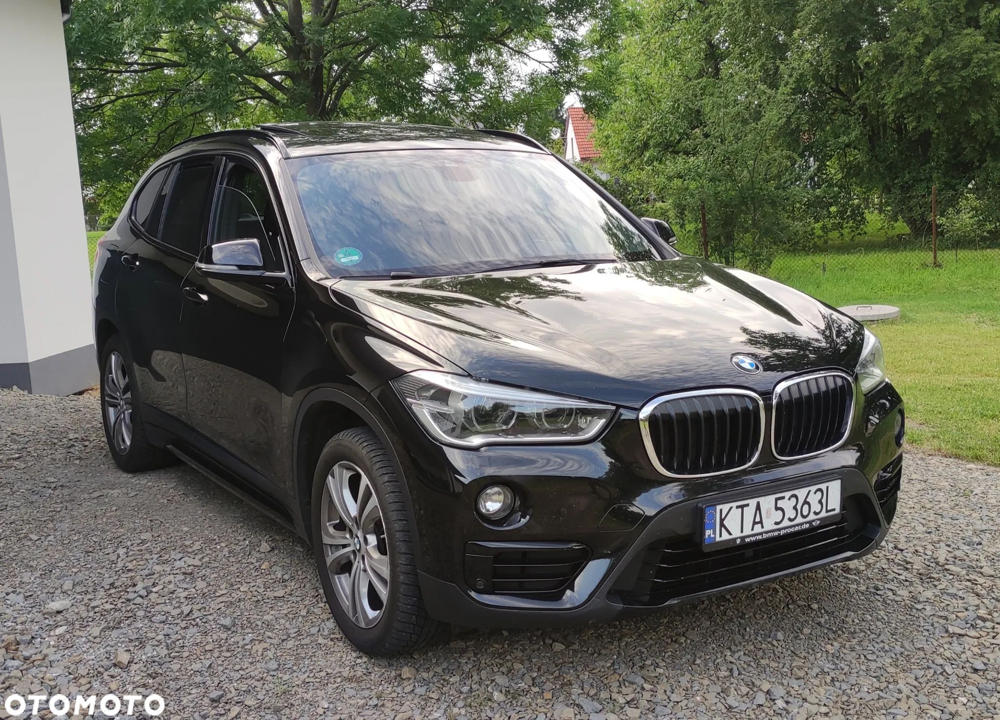 BMW X1 xDrive18d - 12