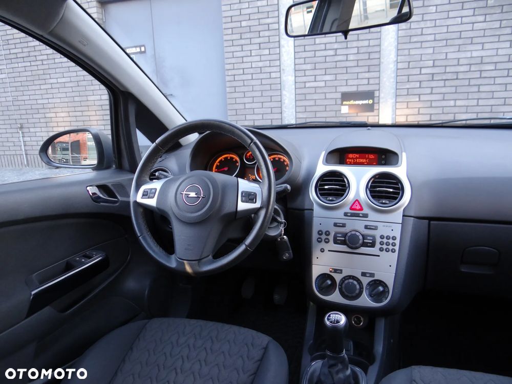 Opel Corsa 1.2 16V Enjoy - 29