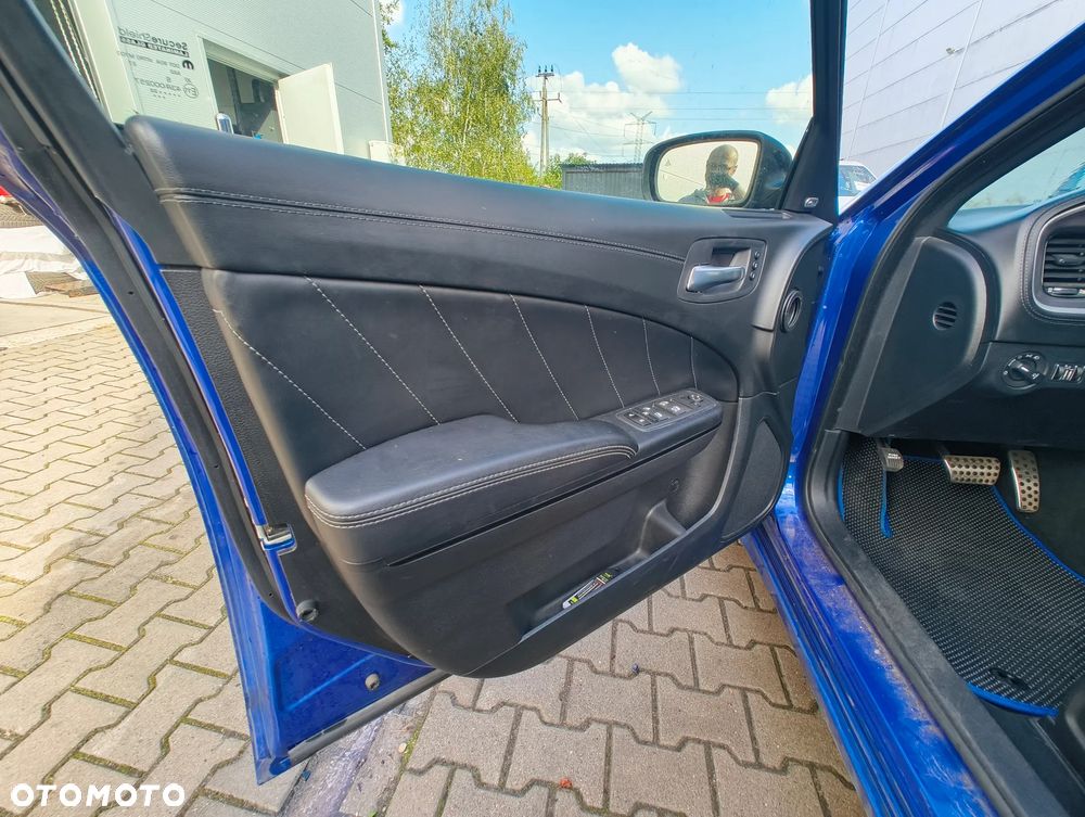 Dodge Charger 3.6 GT - 23