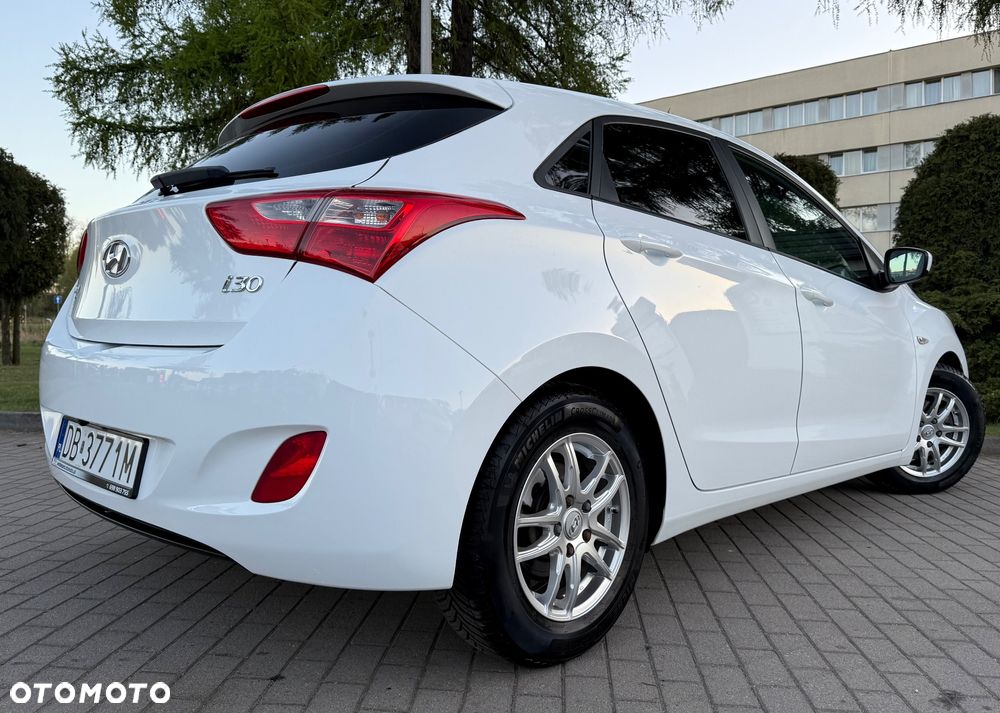 Hyundai i30 blue 1.4 Style - 33