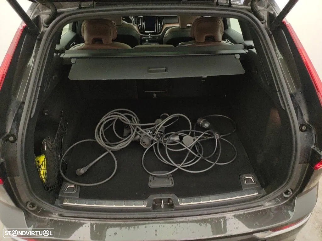 Volvo XC 60 T6 AWD Recharge Geartronic Inscription Expression - 13