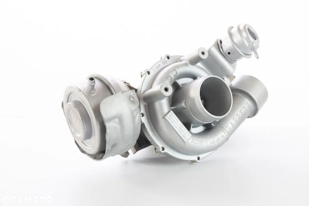 Turbosprężarka Turbo Opel Movano B (X62) 2.3 CDTI 163 KM 825758-3, 825758-4, 825758-0004, 883860-0001,144109553R 14410-9553R 144119953RE 14411-9953RE