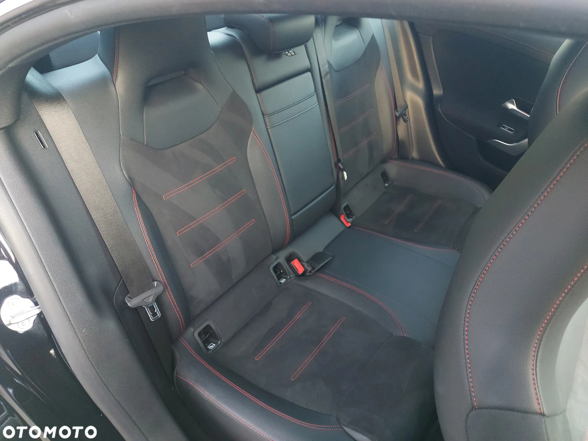 Mercedes-Benz CLA 200 d 8G-DCT AMG Line - 13