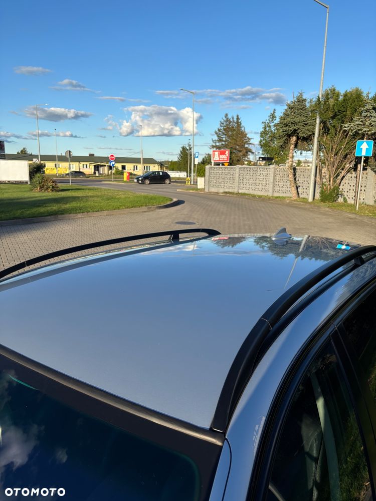 BMW Seria 3 325xi - 20