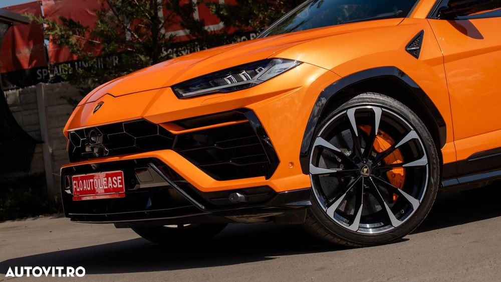 Lamborghini URUS - 7