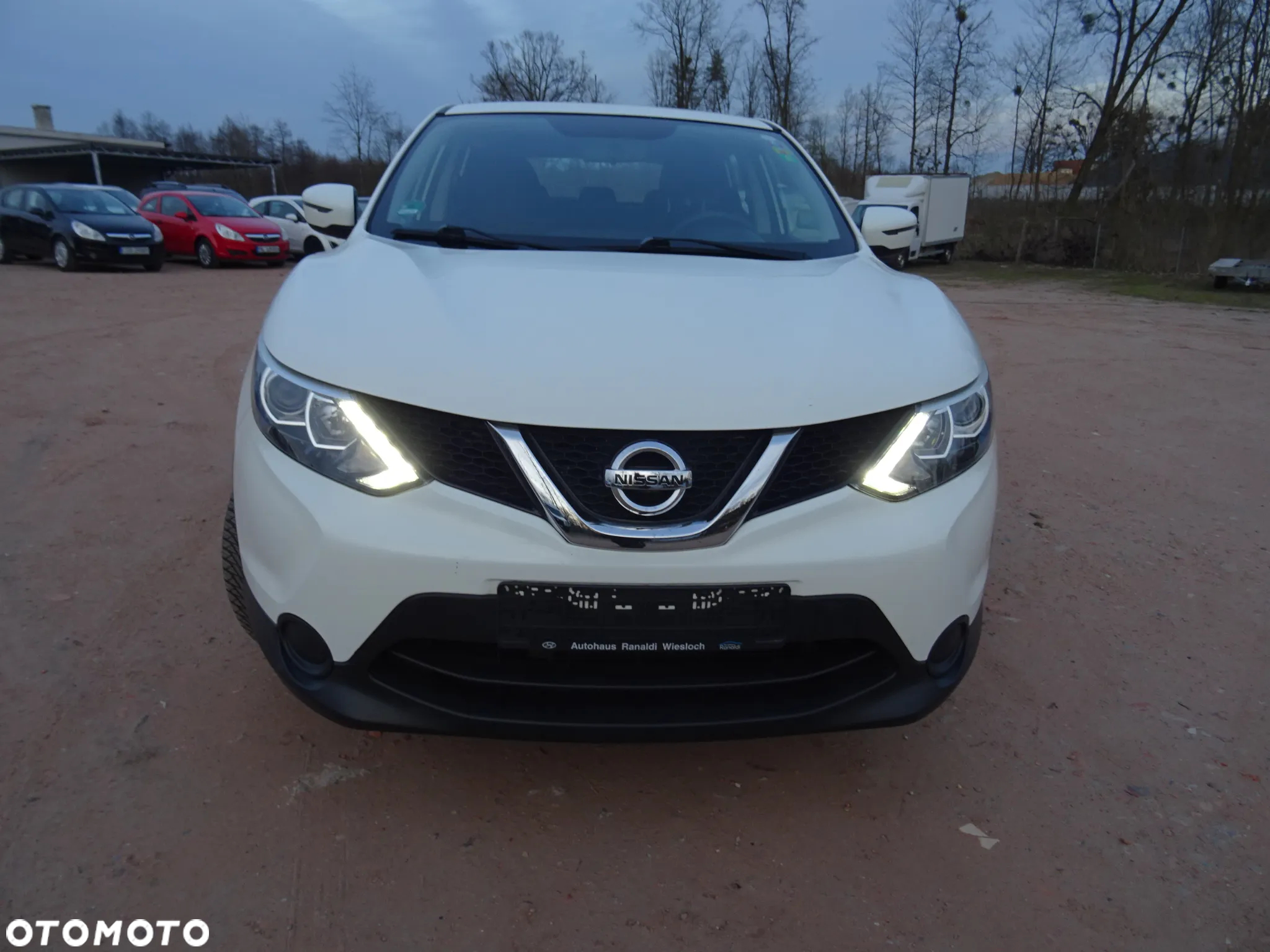 Nissan Qashqai - 4