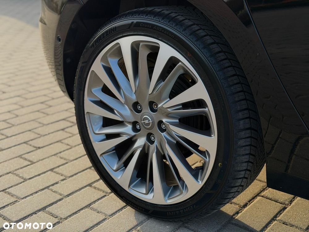 Opel Astra 1.4 T Elite S&S - 38