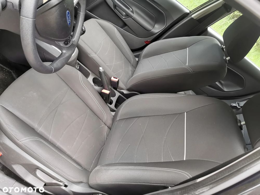 Ford Fiesta - 20
