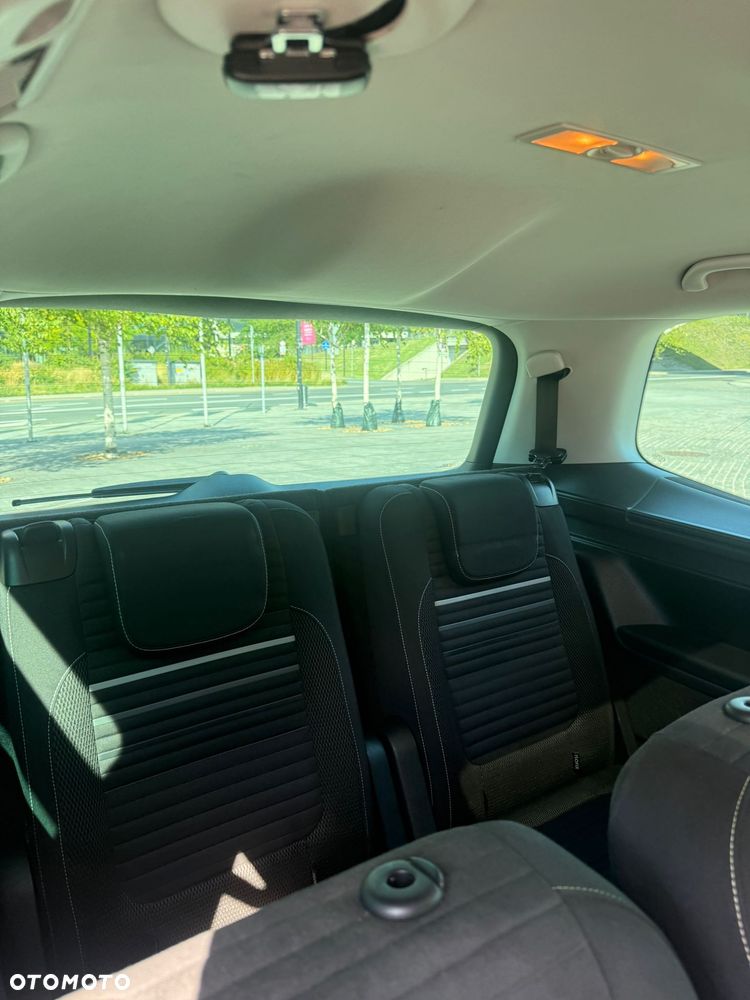 Volkswagen Sharan 2.0 TDI Highline - 14