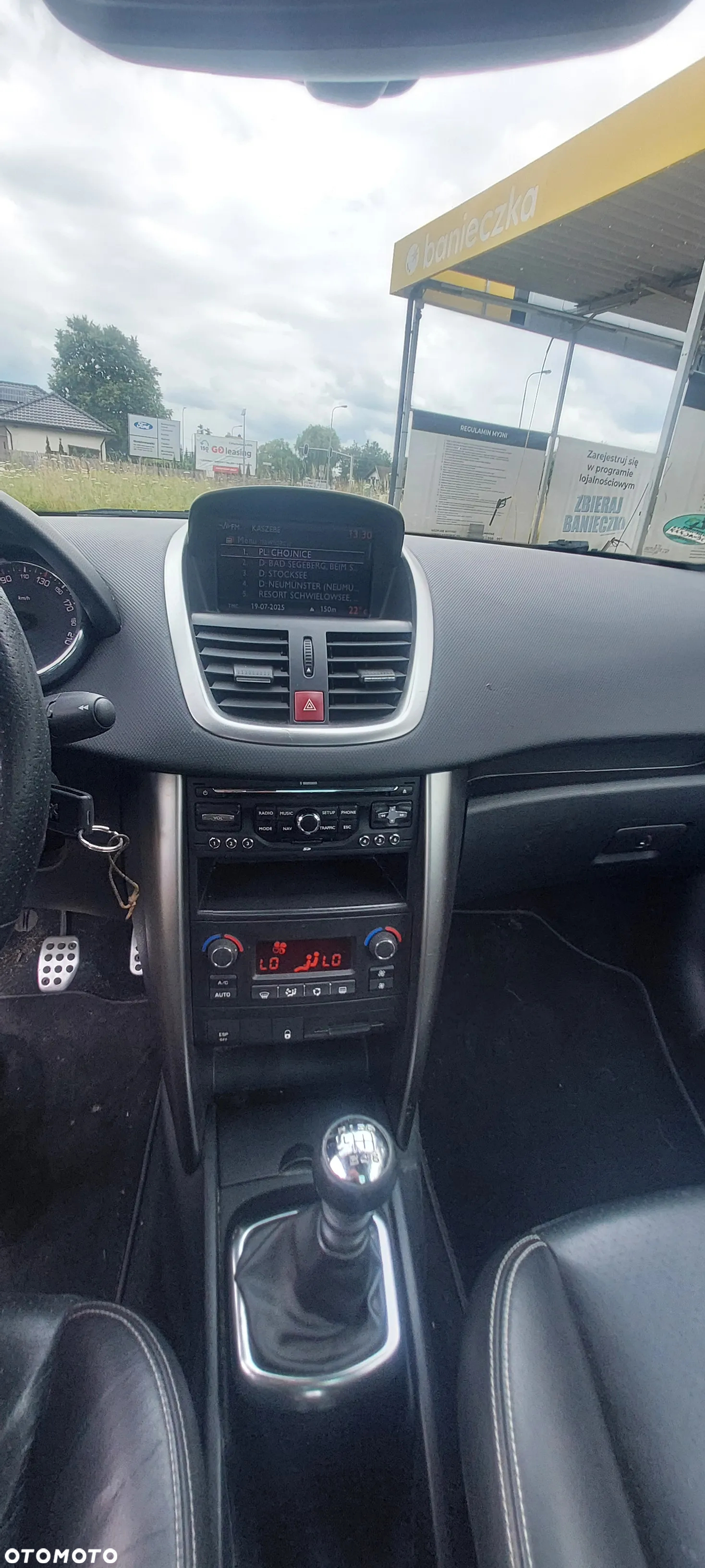 Peugeot 207 CC FAP 110 Roland Garros - 11